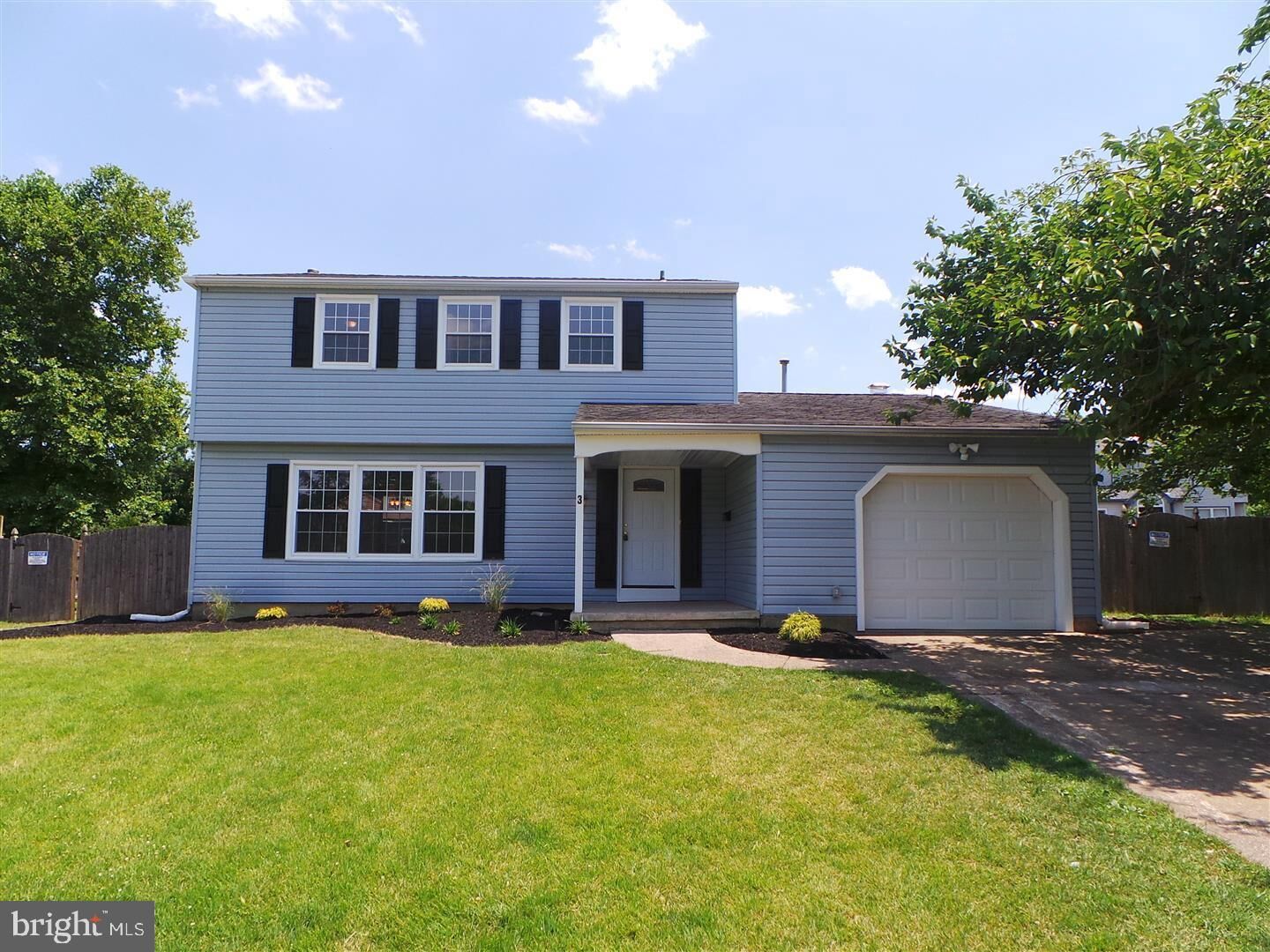 Property Photo:  3 Hampton Road  NJ 08021 