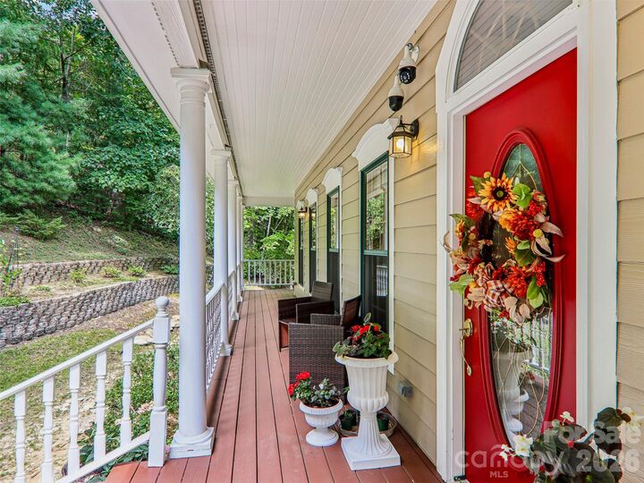Property Photo: 16 Hobe Crest NC 28792