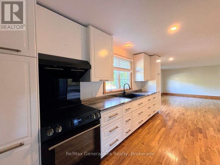 Property Photo:  34 Redwing Avenue  ON P0T 2C0 