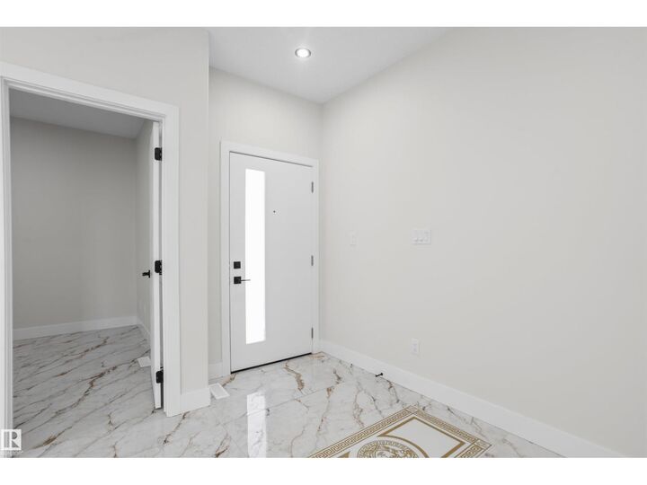 Property Photo: 220 21 St SW AB T6X 3C9