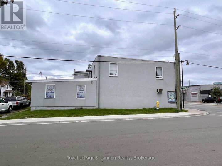 Property Photo:  320/322 May Street North  ON P7C 3P9 