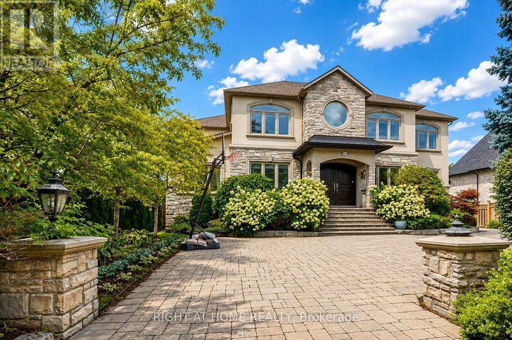 Property Photo:  16 Fairview Avenue  ON L4C 6L2 