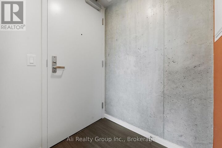 Property Photo:  105 Champagne Avenue South 603  ON K1S 5E5 
