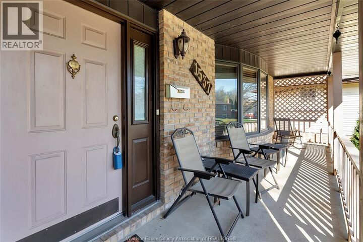 Property Photo:  1537 Rosati  ON N9J 2Z7 