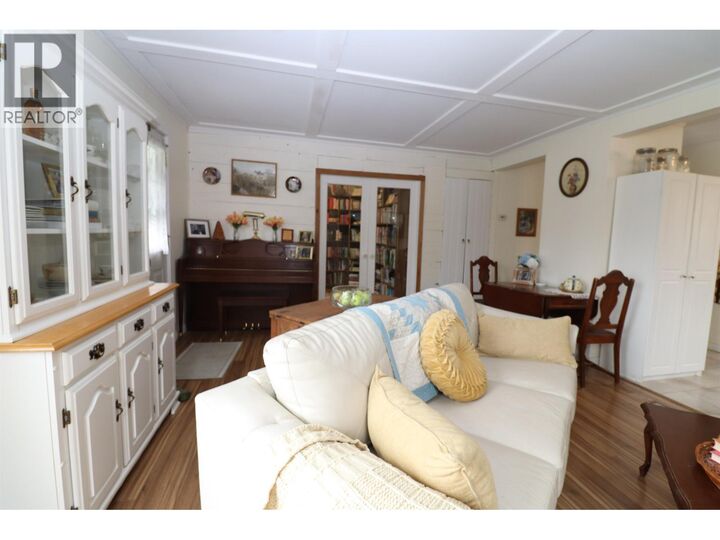 Property Photo:  1136 20th Avenue  BC V2L 4A5 