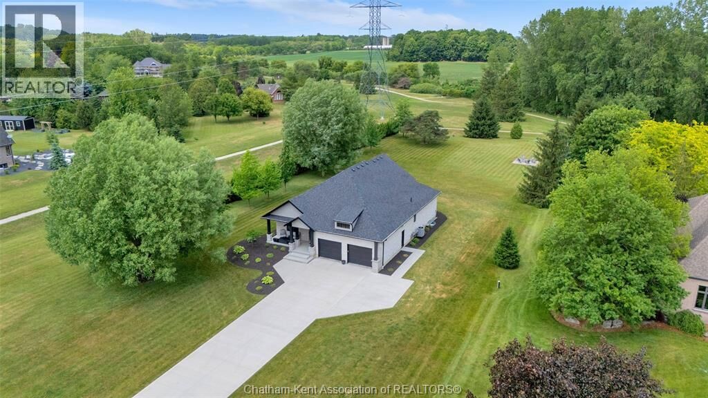 Property Photo: 21267 Adams Crescent ON N7M 5J3