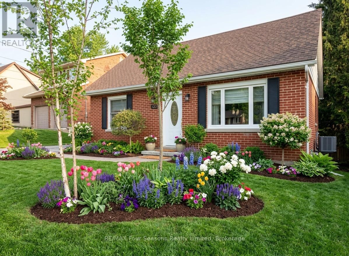 Property Photo:  50 Amaranth Street West  ON L9W 5M5 