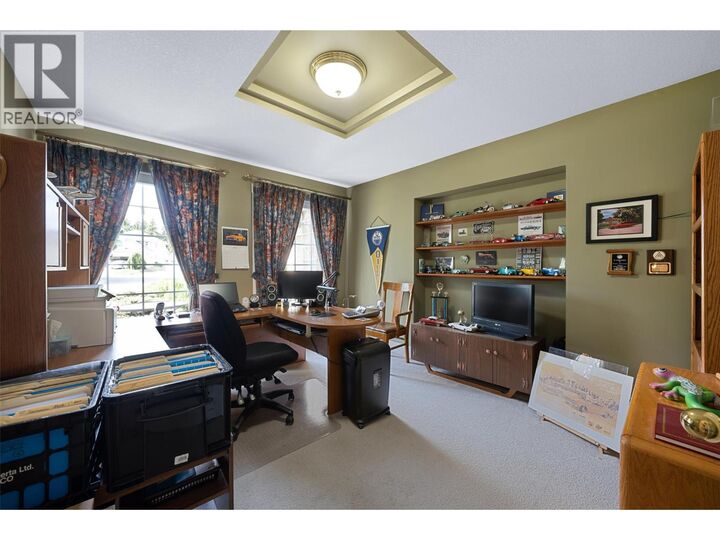 Property Photo:  205 Merlin Court  BC V1V 1N2 