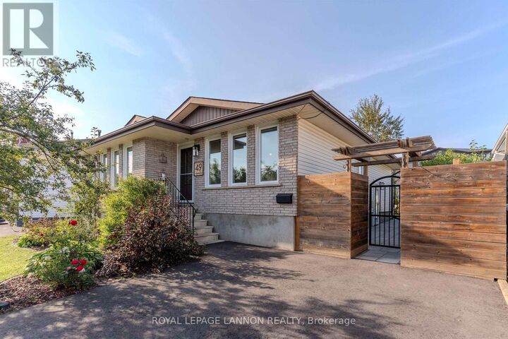 Property Photo:  49 Wasco Drive  ON P7G 1A2 