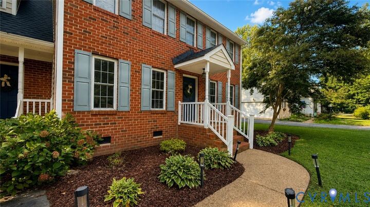 Property Photo:  103 N Macon Terrace  VA 23005 