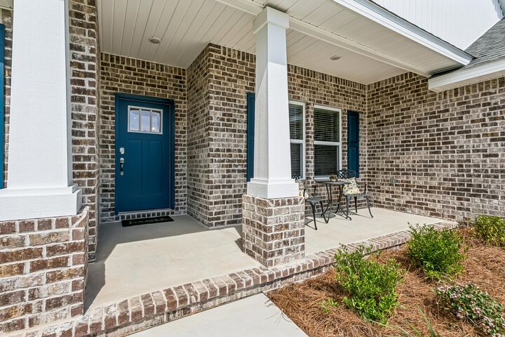 Property Photo: 7527 Hatteras Drive FL 32566