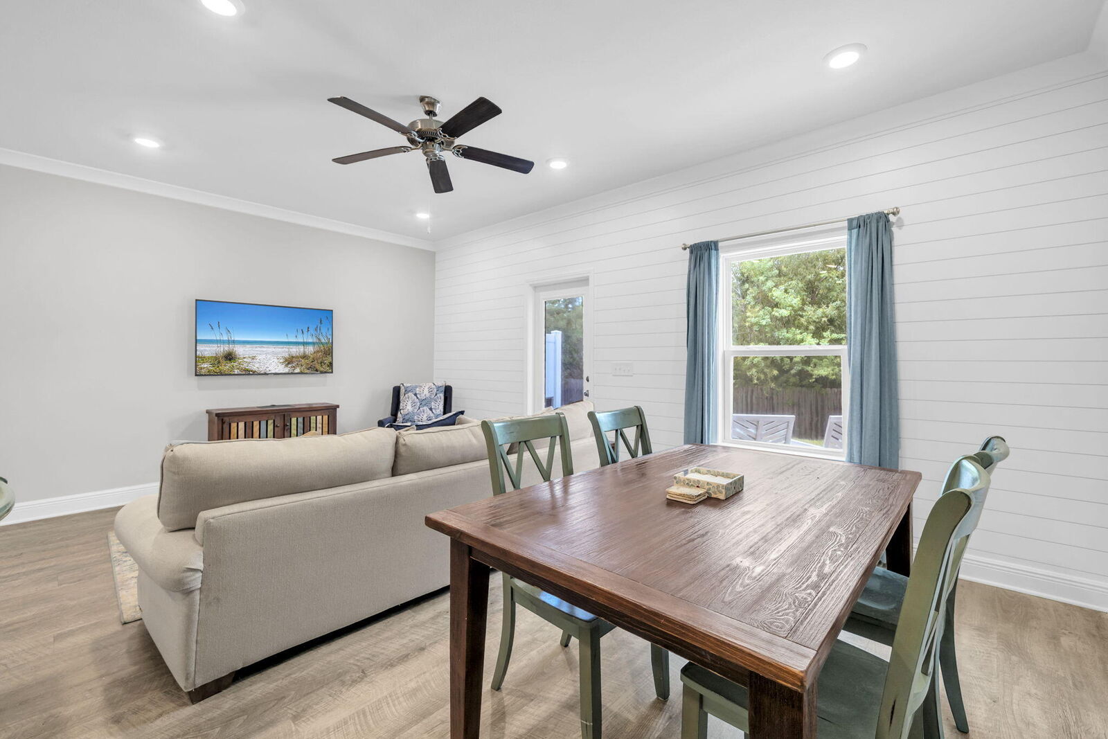 Property Photo:  1663 Caleigh Court  FL 32444 