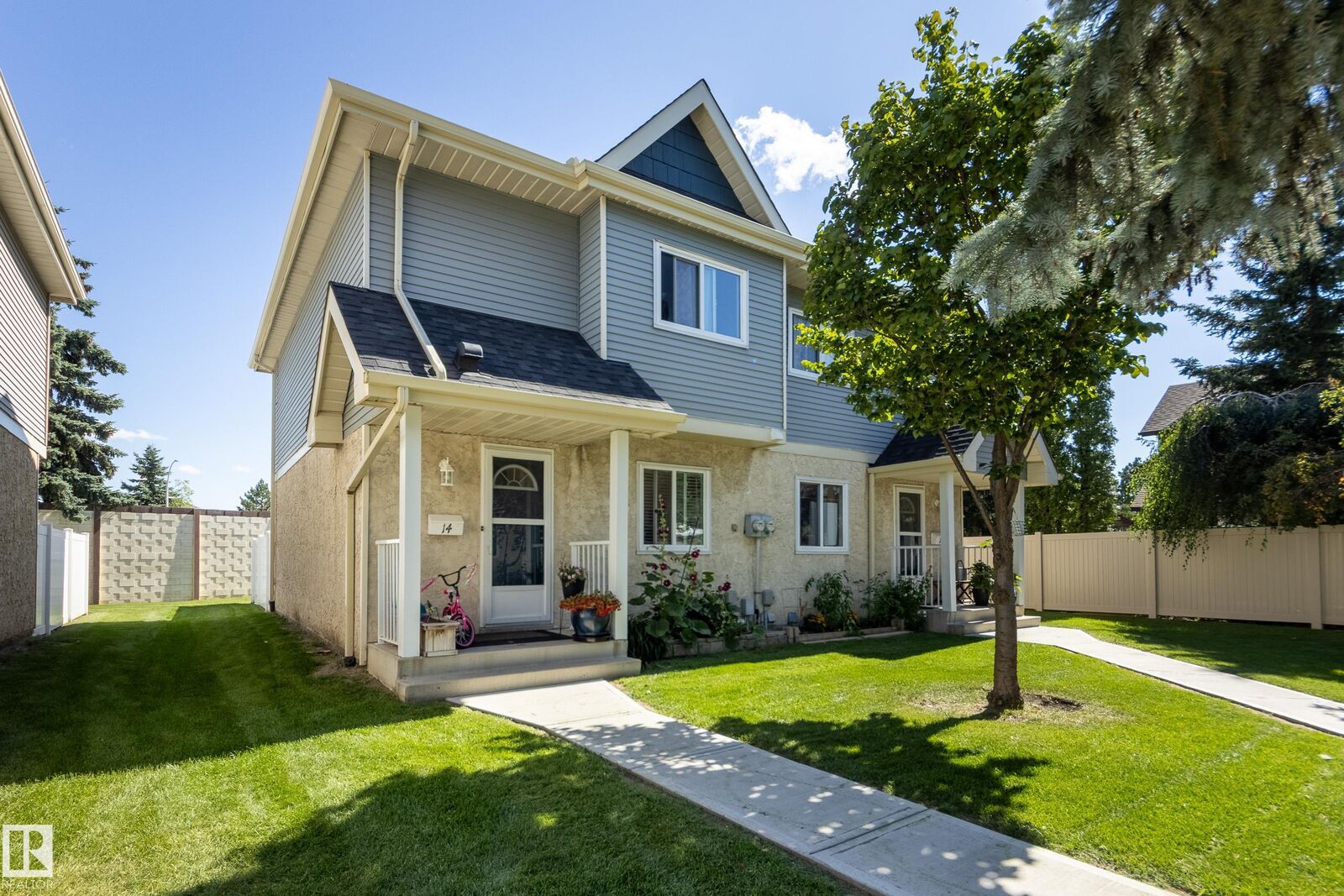 Property Photo:  9619 180 Street NW 14  AB T5T 4L9 
