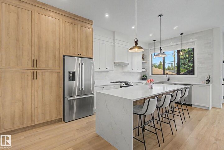 Property Photo: 14711 88 Avenue NW AB T5R 4J9