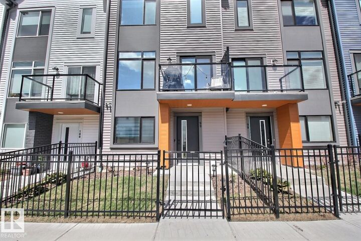 Property Photo:  1010 Rabbit Hill Road SW 99  AB T6W 4G7 