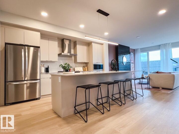 Property Photo:  22616 85 Avenue NW  AB T5T 7E4 