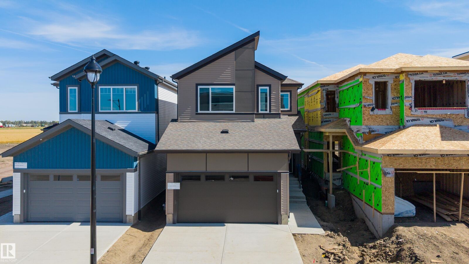 Property Photo:  798 Bank Drive  AB T9E 1G2 