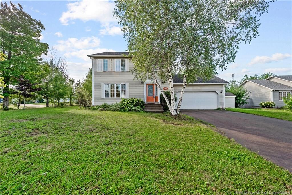 Property Photo:  76 Hillary Crescent  NB E1C 0A8 