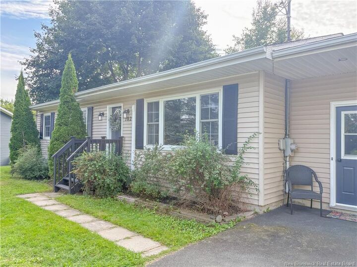 Property Photo:  102 Kelly Court  NB E7M 1Z4 
