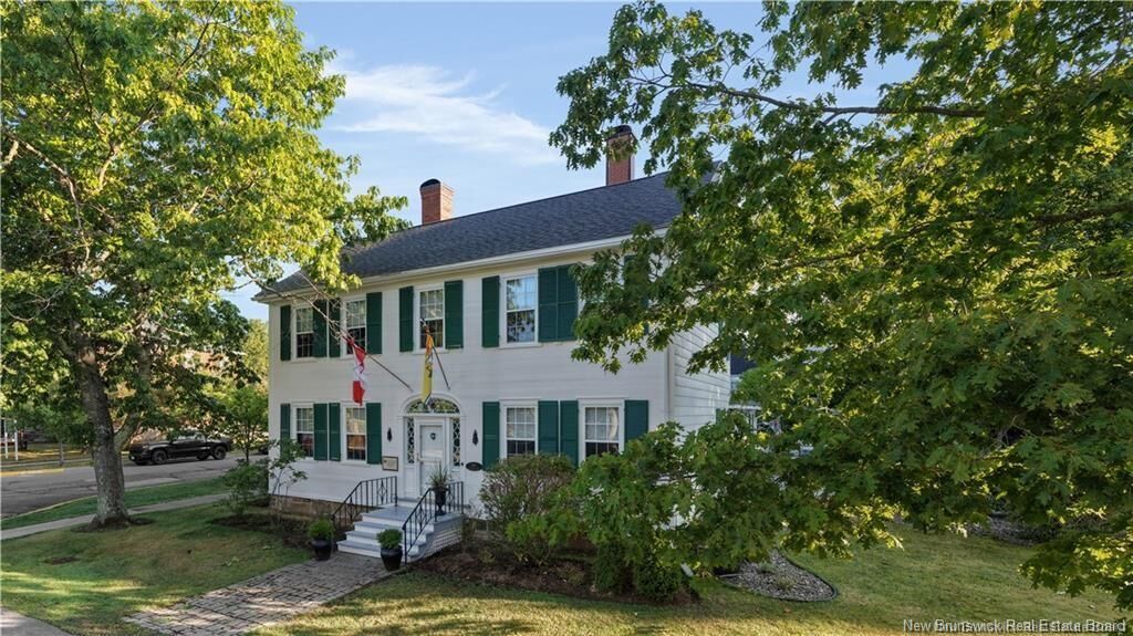 Property Photo:  204 Montague Street  NB E5B 1J3 