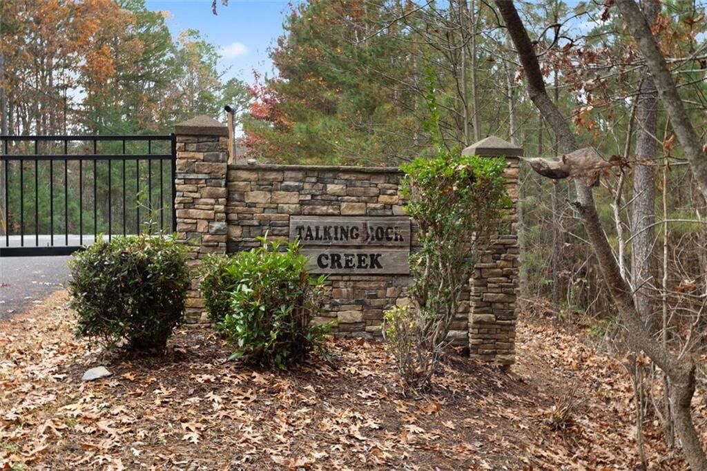 Property Photo:  172 Hunter Drive  GA 30175 