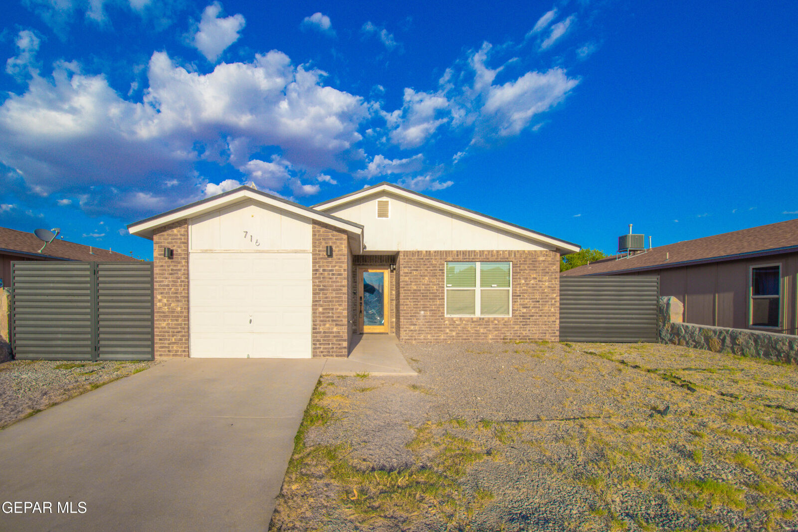 Property Photo:  716 Nazareno Street  TX 79928 