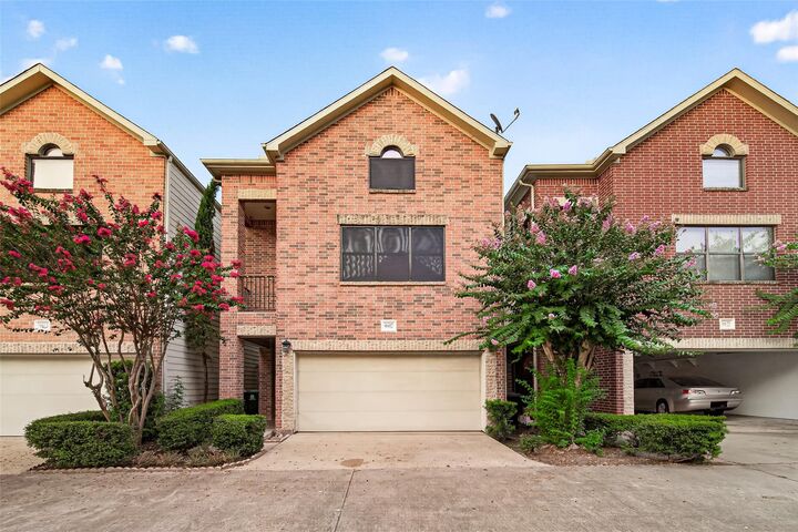 Property Photo:  9817 Marlink  TX 77025 