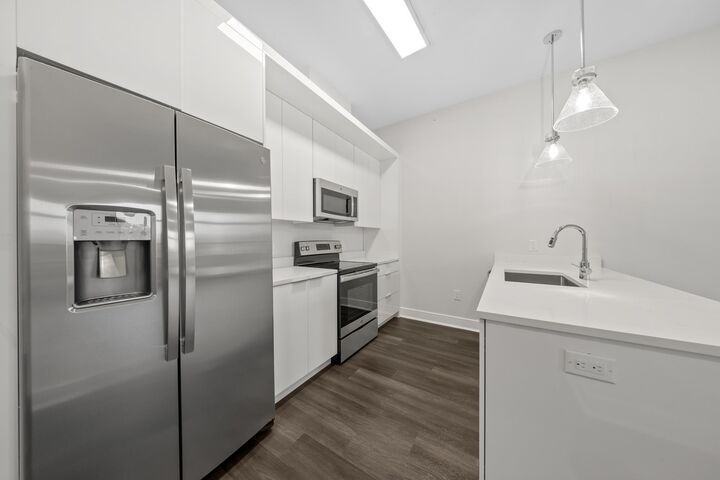 Property Photo:  121 34th St 517  NJ 07087-5902 
