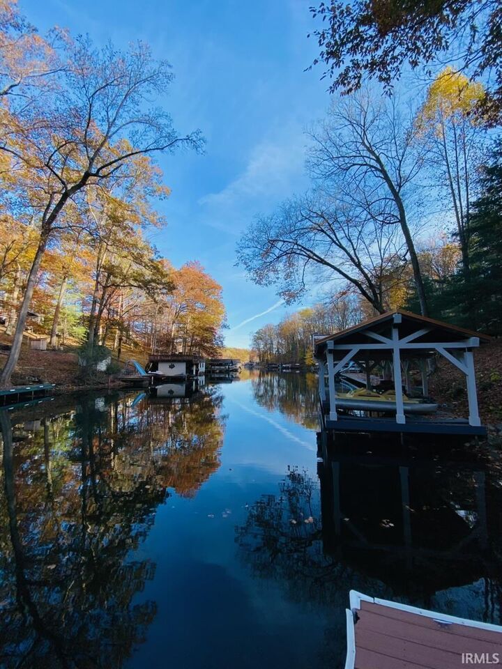 Property Photo:  8031 Center Lake Road  IN 46164 