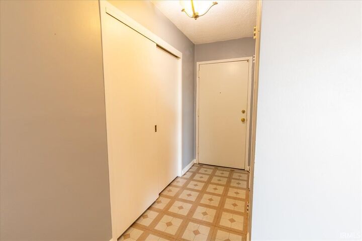 Property Photo:  1100 Erie Avenue 503  IN 47715 