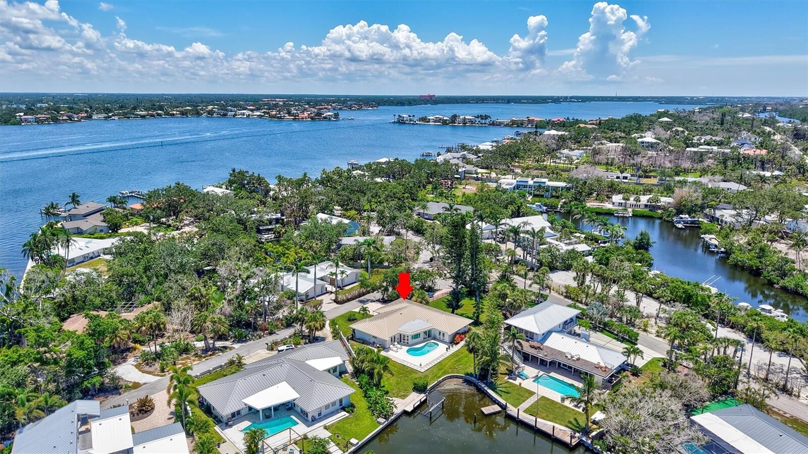 Property Photo:  6962 Belgrave Drive  FL 34242 