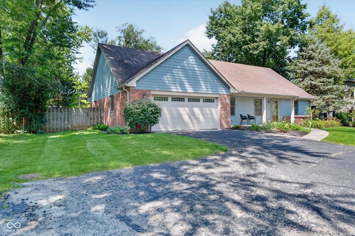 Property Photo: 242 Beechmont Drive IN 46032