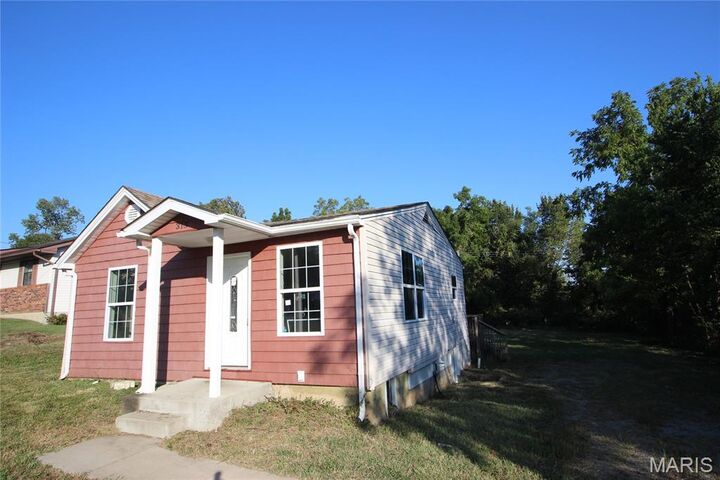 Property Photo: 313 Edgewood Street MO 63601