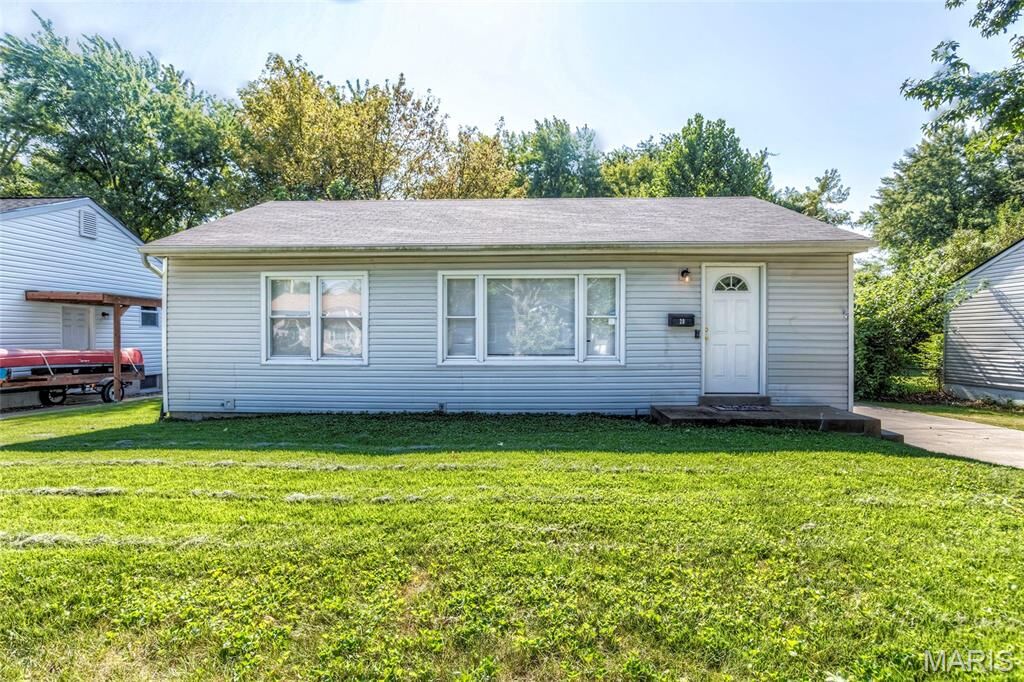 Property Photo:  20 La Venta Drive  MO 63031 