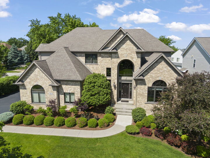 Property Photo: 1411 Hatchwood Court IL 60565