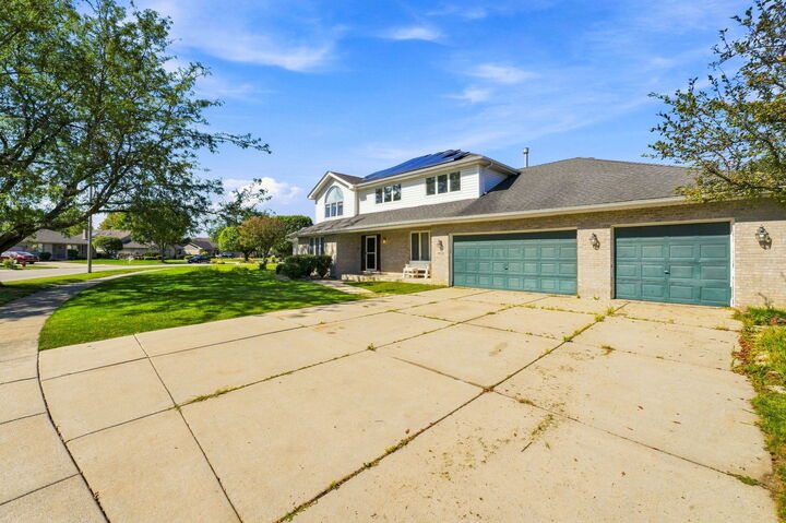 Property Photo:  19620 Kevin Lane  IL 60448 
