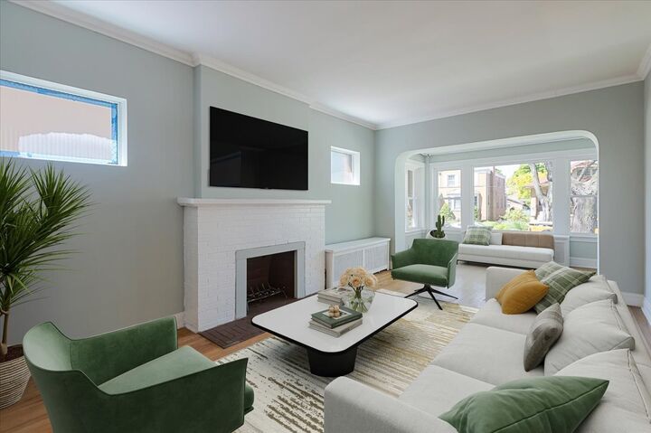 Property Photo: 6515 N Maplewood Avenue IL 60645