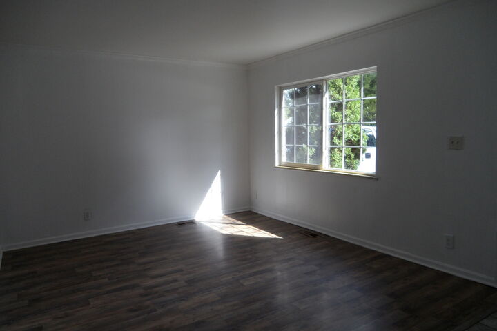 Property Photo: 1360 N Elmwood Drive IL 60506
