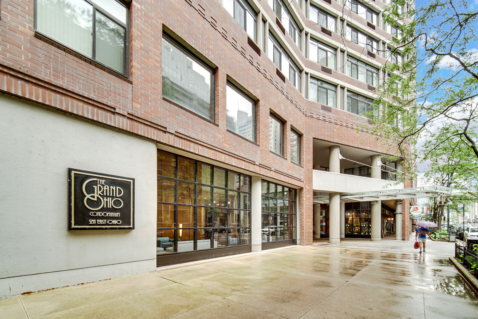 Property Photo:  211 E Ohio Street 1715  IL 60611 