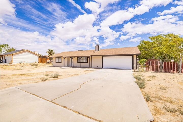 Property Photo:  39514 167th E  CA 93591 
