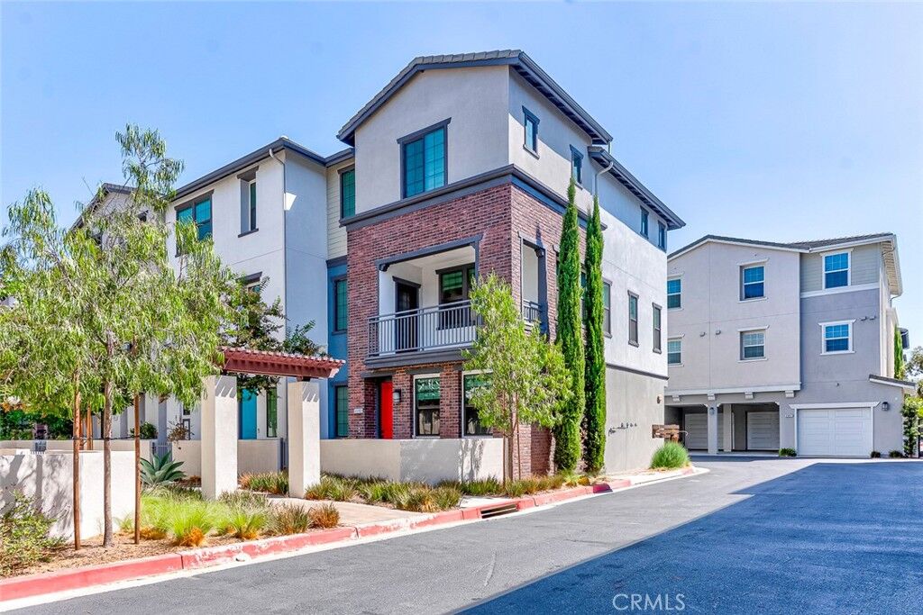 Property Photo:  6996 Cottonwood Lane  CA 90621 