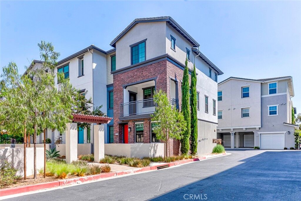 Property Photo: 6996 Cottonwood Lane CA 90621