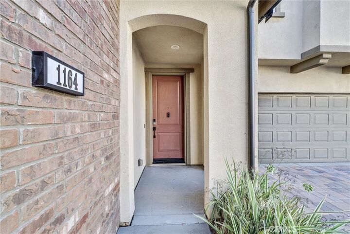 Property Photo:  1164 Portola Oaks Dr  CA 92610 