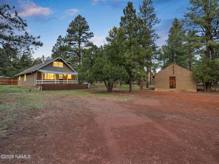 Property Photo:  3688 W Scenic Loop Trail S  AZ 86046 