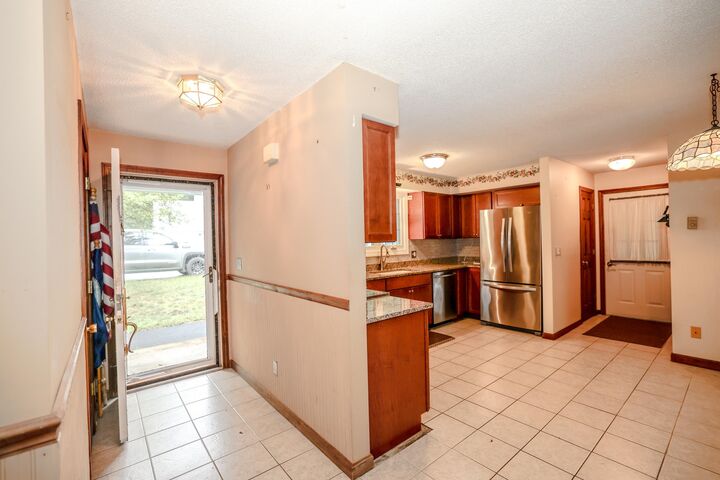Property Photo:  14 Oak Drive  NH 03220 