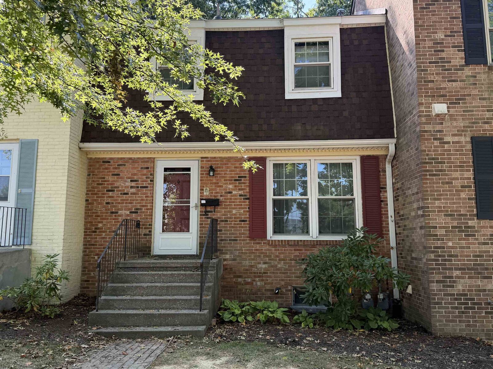 Property Photo:  104 Canterbury Court  VA 24060 