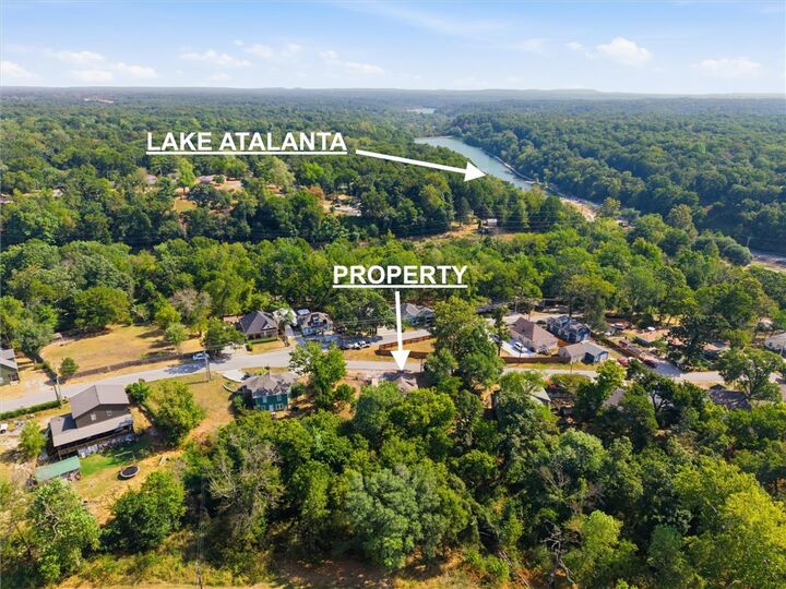 Property Photo:  608 S Cresent Street  AR 72756 