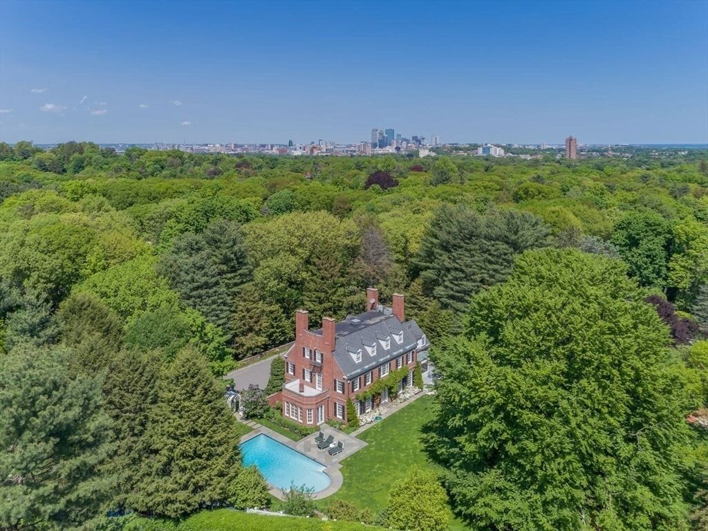 Property Photo:  71 Sears Road  MA 02445 