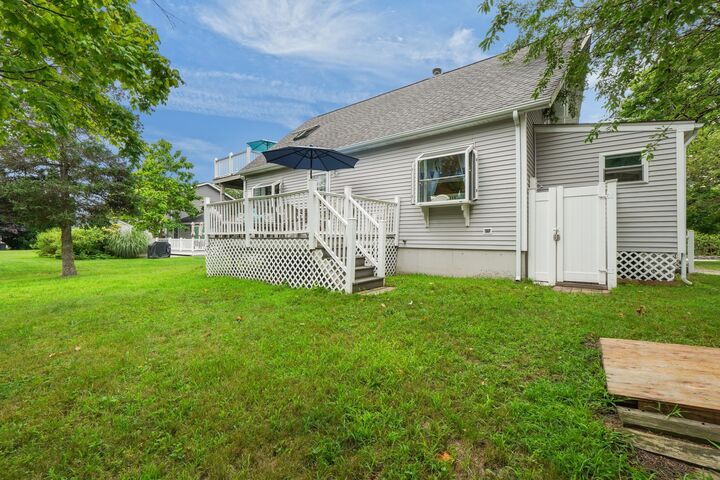 Property Photo:  4 Melbourne Dr  RI 02882 