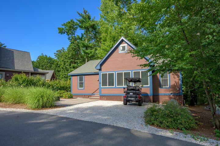 Property Photo:  37 Fox  Run 37  MA 01886 